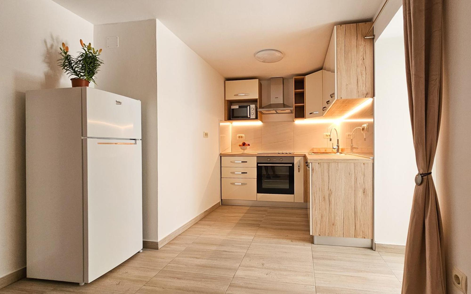 Apartman Petra Vrh  Экстерьер фото